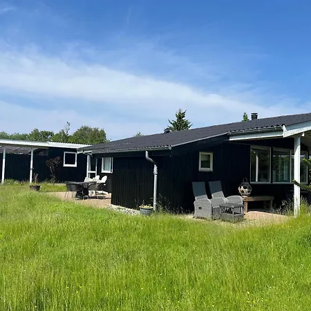 Close To The In Nodebohuse Feriehus Hundested